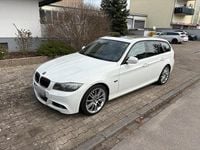 Gebraucht BMW 330 272 PS (200 kW) 2009 Weiß Kombi