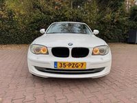 Gebraucht BMW 118 Executive 143 PS (105 kW) 2011 Weiß Kleinwagen