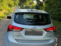 Gebraucht Hyundai ix20 90 PS (66 kW) 2011 Silber Kleinwagen