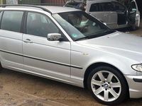 Gebraucht BMW 318 143 PS (105 kW) 2004 Silber Kombi