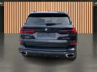 Gebraucht BMW X5 M Sport 298 PS (219 kW) 2024 Black sapphire metallic SUV