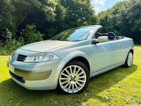 Gebraucht Renault Mégane Cabriolet 112 PS (82 kW) 2004 Silber Cabrio
