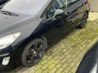Gebraucht Peugeot 308 156 PS (114 kW) 2011 Schwarz Limousine