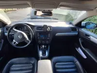 Gebraucht VW Jetta Highline 170 PS (125 kW) 2014 Silber Limousine