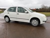 Gebraucht Skoda Fabia 54 PS (39 kW) 2004 Weiß Kleinwagen
