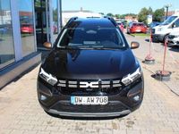 Gebraucht Dacia Jogger Extreme 110 PS (80 kW) 2024 Perlmuttschwarz Van / Kleinbus