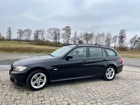 Gebraucht BMW 318 143 PS (105 kW) 2010 Schwarz Kombi