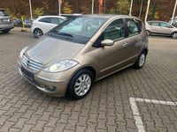 Gebraucht Mercedes A180 109 PS (80 kW) 2005 Gold Kleinwagen