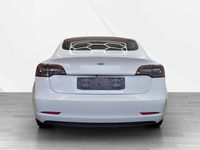Gebraucht Tesla Model 3 Standard Range Plus 239 kW (325 PS) 2021 Weiß Limousine
