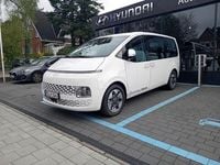 Gebraucht Hyundai Staria Trend 225 PS (165 kW) 2024 Creamy white Van / Kleinbus