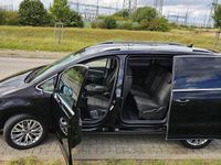 Second-hand VW Sharan 2011 Negru Monovolum
