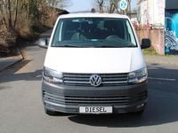 Second-hand VW Transporter 150 CP (110 kW) 2018 Alb Van