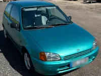 Gebraucht Toyota Starlet 75 PS (55 kW) 1998 Grün Kleinwagen