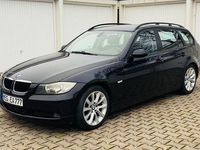Gebraucht BMW 320 177 PS (130 kW) 2008 Schwarz Kombi