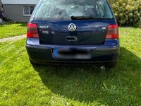 Second-hand VW Golf IV 101 CP (74 kW) 2000 Albastru Berlinǎ