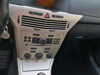 Gebraucht Opel Astra 90 PS (66 kW) 2007 Grau Coupé