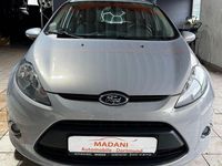 Gebraucht Ford Fiesta Trend 82 PS (60 kW) 2012 Silber Kleinwagen