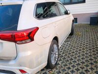 Second-hand Mitsubishi Outlander P-HEV Plus 2015 Alb SUV
