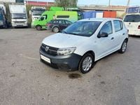 Gebraucht Dacia Sandero Acces 73 PS (53 kW) 2018 Weiß Kleinwagen