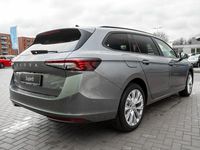 Gebraucht Skoda Superb Selection 204 PS (150 kW) 2024 Grau Kombi