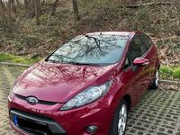 Gebraucht Ford Fiesta 82 PS (60 kW) 2009 Rot Kleinwagen