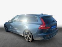 Gebraucht Volvo V60 Plus 197 PS (144 kW) 2024 Blau Kombi