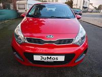 Gebraucht Kia Rio Attract 86 PS (63 kW) 2014 Rot Limousine