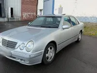 Gebraucht Mercedes E320 197 PS (144 kW) 2000 Silber Limousine