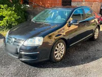Gebraucht VW Jetta 105 PS (77 kW) 2010 Schwarz Limousine