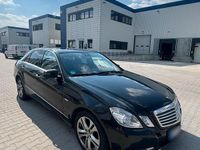 Gebraucht Mercedes E220 170 PS (125 kW) 2011 Schwarz Limousine