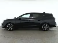 Nowe Opel Astra 131 KM (96 kW) 2025 Czarny Kombi