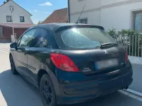 Gebraucht Peugeot 207 121 PS (88 kW) 2008 Schwarz Kleinwagen