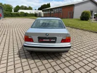 Gebraucht BMW 320 150 PS (110 kW) 1996 Silber Limousine