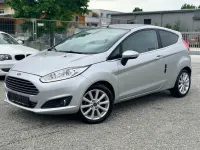 Gebraucht Ford Fiesta Titanium 101 PS (74 kW) 2016 Grau Kleinwagen