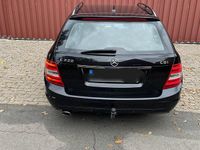 Gebraucht Mercedes C220 Elegance 170 PS (125 kW) 2012 Schwarz Kombi