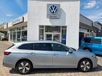 Gebraucht VW Passat Business 150 PS (110 kW) 2024 Silber Kombi