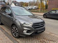 Gebraucht Ford Kuga ST-Line 179 PS (131 kW) 2019 Grau SUV