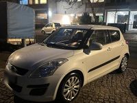 Gebraucht Suzuki Swift 93 PS (68 kW) 2012 Schwarz Kleinwagen