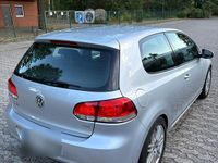Second-hand VW Golf 110 CP (80 kW) 2009 Argintiu Coupe
