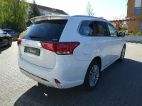 Gebraucht Mitsubishi Outlander P-HEV 224 PS (164 kW) 2021 Weiß SUV