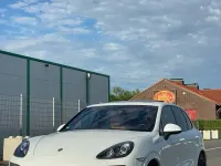 Gebraucht Porsche Cayenne 245 PS (180 kW) 2012 Weiß SUV