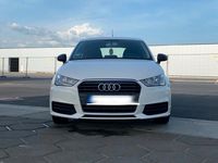 Gebraucht Audi A1 95 PS (69 kW) 2018 Weiß Kleinwagen