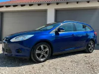 Gebraucht Ford Focus SYNC Edition 125 PS (91 kW) 2014 Blau Kombi