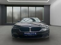 Gebraucht BMW 530e 292 PS (214 kW) 2022 Grau Limousine
