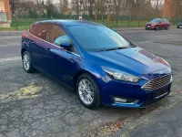 Gebraucht Ford Focus Titanium 125 PS (91 kW) 2014 Blau Limousine
