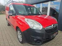 Gebraucht Opel Combo 95 PS (69 kW) 2016 Rot Van / Kleinbus