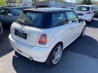 Gebraucht Mini Cooper 122 PS (89 kW) 2010 Pepper white Kleinwagen