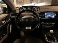 Gebraucht Peugeot 308 SW 120 PS (88 kW) 2015 Schwarz Kombi