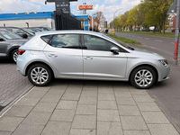 Gebraucht Seat Leon Style 110 PS (80 kW) 2015 "estrella" silber Kleinwagen