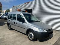 Second-hand Opel Combo 87 CP (63 kW) 2002 Argintiu Monovolum